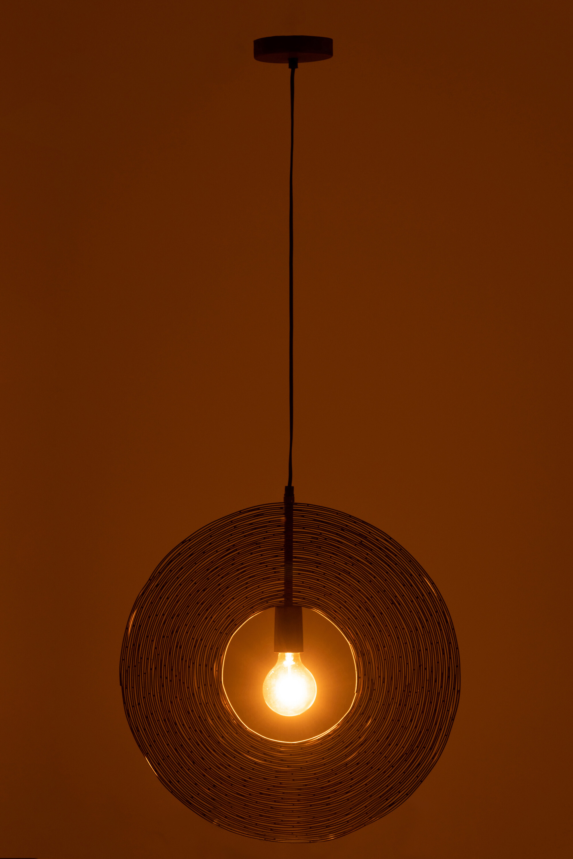 In detail combinatie Tien Lamp Hang Cirk Draad Met Roe S | J-line by Jolipa